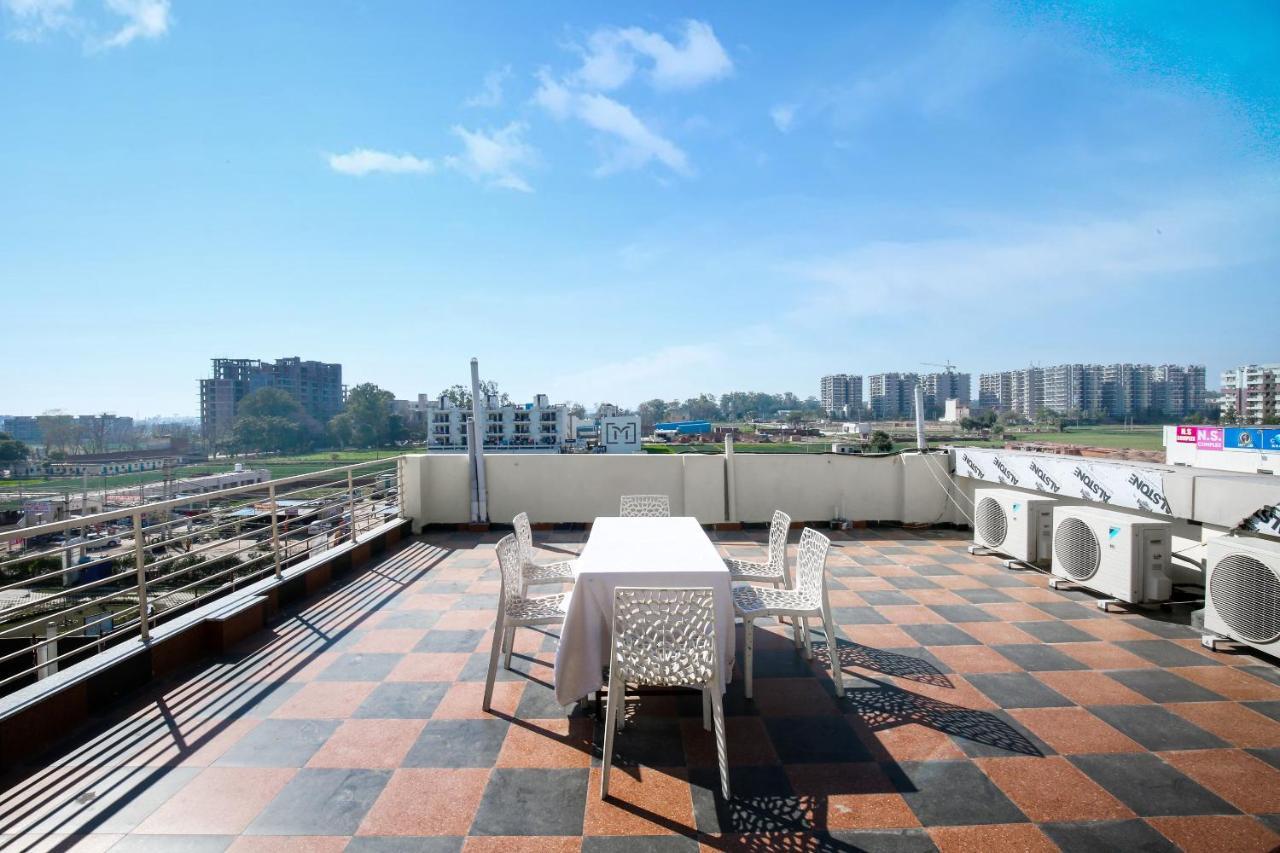 Hotel Woodcrest Zirakpur Chandigarh - Luxury Rooms Esterno foto