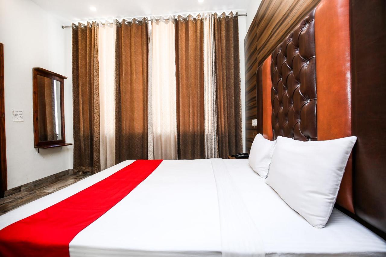 Hotel Woodcrest Zirakpur Chandigarh - Luxury Rooms Esterno foto